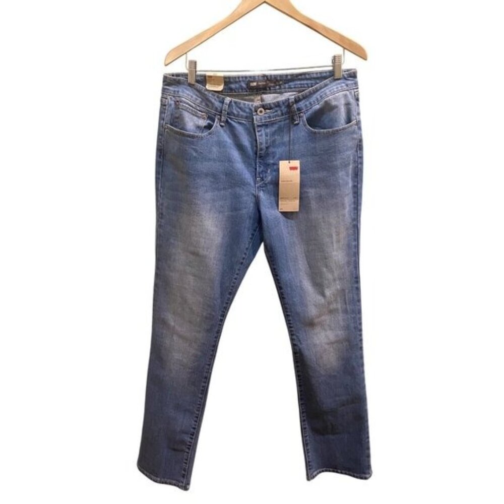 Levi’s Women's Curvy Fit Blue Jeans 33 x 32 ClassicStraight Style Size 33